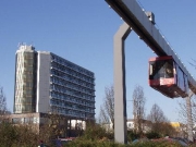 Universität und Hängebahn in Dortmund.